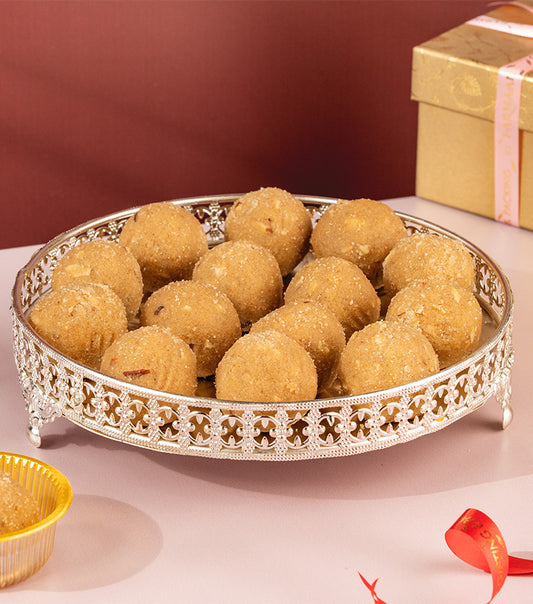 Gond Laddu